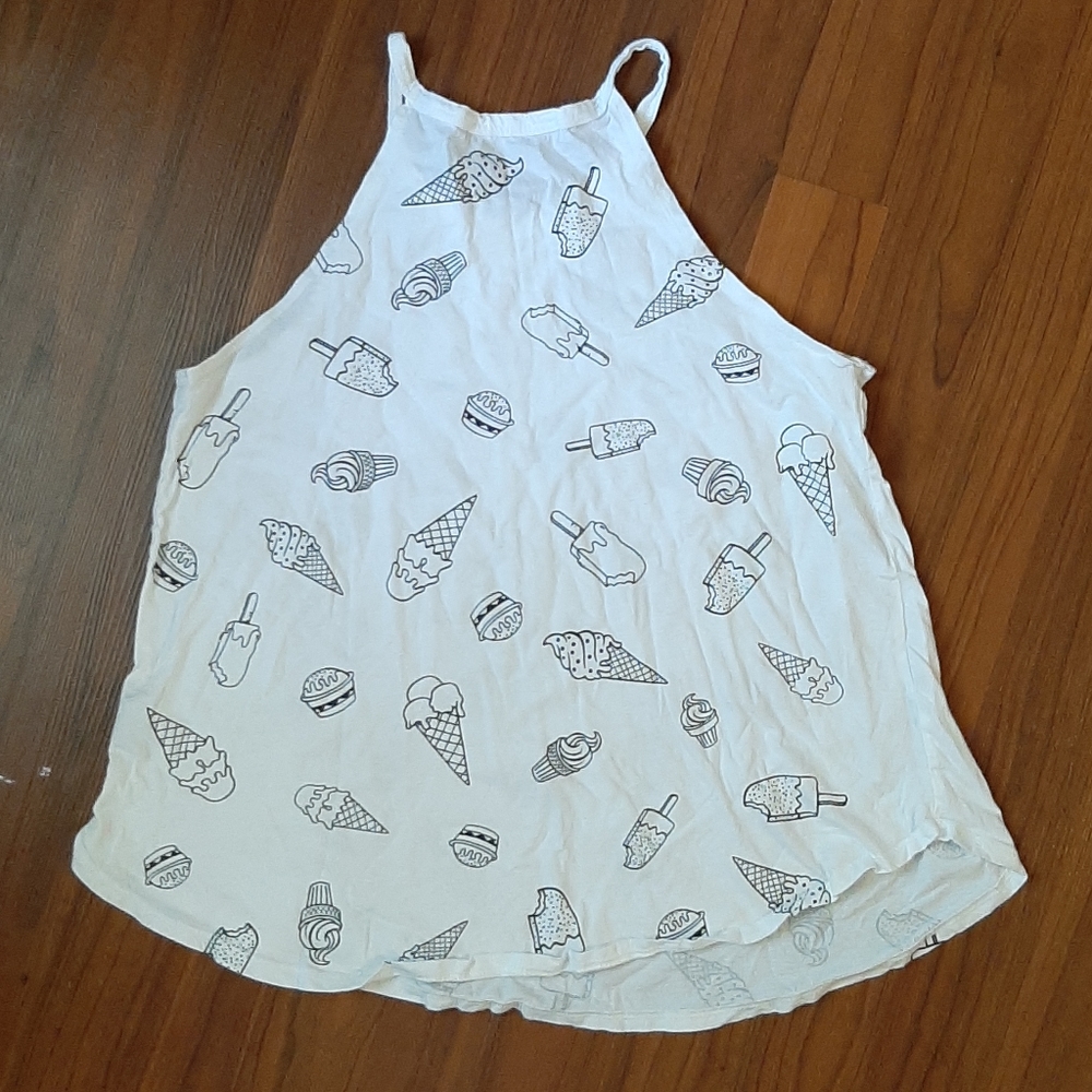 Tank - Picture 2 of 2